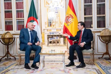 Sahara: Après le blackout, Alger tente d’expliquer sa présence aux négociations de Madrid