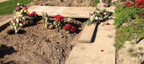 Muslim tombs vandalized in a cemetery in Switzerland./Ph. DR