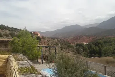 ويرغان كما يرويها جواد مديدش: سيرة مكان وذاكرة إنسان
