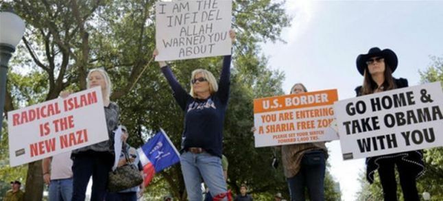 Anti-Muslim group plans marches in dozens of cities across the US.Ph/ Eric Gay/AP