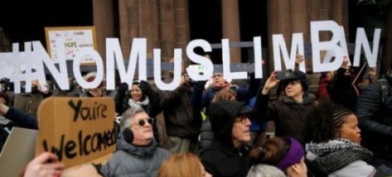 The Supreme Court accepts partially the Muslim Ban./Ph. Brian Snyder - Reuters