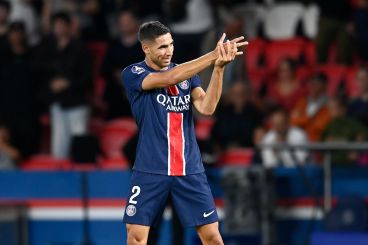 Achraf Hakimi extends PSG contract until 2029