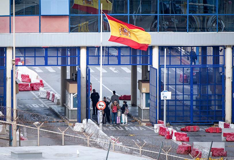 España anuncia la apertura de las fronteras de Ceuta y Melilla «en los próximos días»