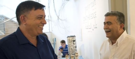 Avi Gabbay and Amir Peretz, two Moroccan-Israeli politicians competing for the leadership of the Labor Party./Ph. DR