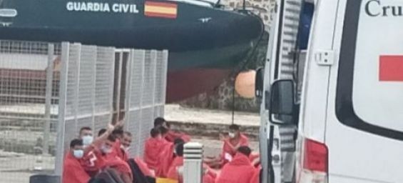 Ceuta intends to expel «as soon as possible» Moroccan migrants who swam to the city