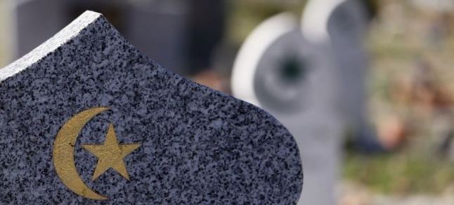 There will be no Muslim Cemetery in Saint-Apollinaire./Ph. Kenzo Tribouillard - AFP