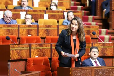 بنعلي تدعو إلى تخصيص 1% من الاستثمارات الوطنية للبحث في الطاقات المتجددة والهيدروجين الأخضر
