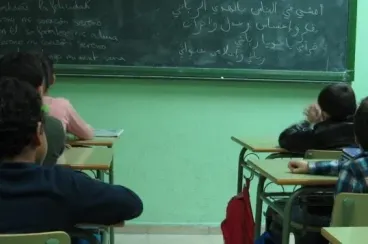 95 مدرسة أندلسية درست اللغة العربية والثقافة المغربية خلال العام الدراسي الماضي