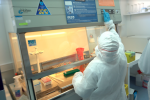 Covid-19 : Unité spécialisée des tests PCR chez la Sûreté nationale à Rabat