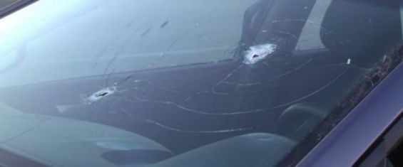A Moroccan national shot and arrested after forcing his way into Ceuta driving a car./Ph. DR