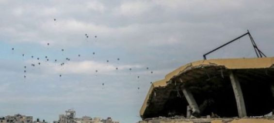 Morocco airdrops humanitarian aid to Gaza Strip