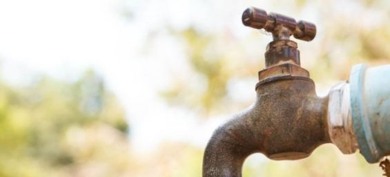 وزارة التجهيز والماء تطلق حملة تحسيسية لدعوة المواطنين للحفاظ على الماء
