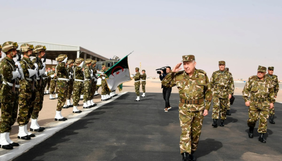 Algerian army holds live-fire exercises near Morocco border 