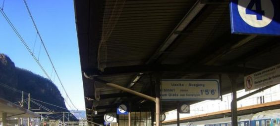 Moroccan man fatally struck by train at Bolzano station in Italy