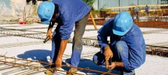 Italy : €1/hour Moroccan worker granted residence permit after exploitation