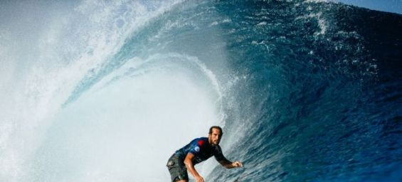 Olympics : Moroccan Surfer Ramzi Boukhiam advances to second round in Tahiti