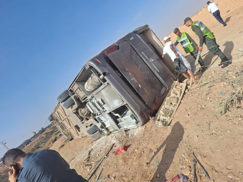 Tragic bus accident on Marrakech-Agadir highway kills two soldiers