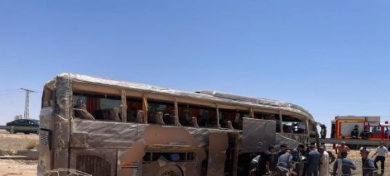 Tragic bus accident on Marrakech-Agadir highway kills two soldiers