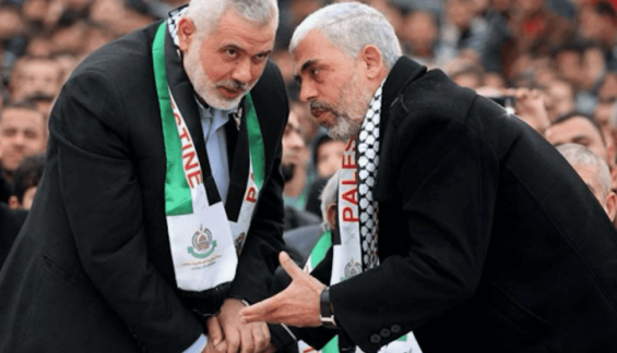 Ismaïl Haniyeh and Yahya Sinwar (g. à d.) 