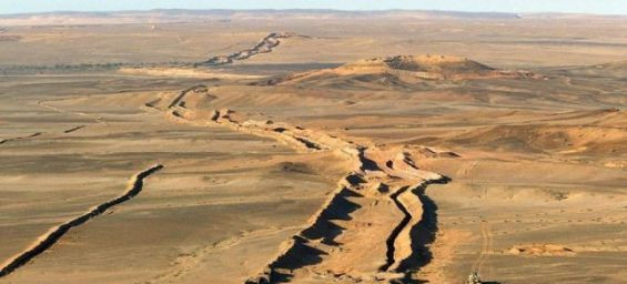 Sahara CIA files #8 : The sand wall, the «Great Wall of Morocco» according to the United States