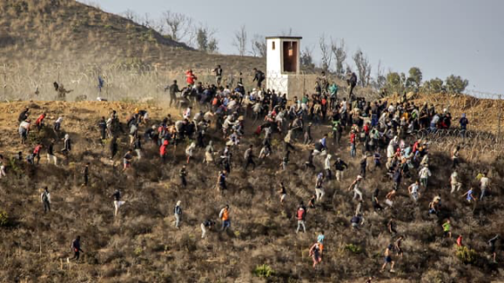 Moroccan MP questions government on recent youth exodus to Ceuta