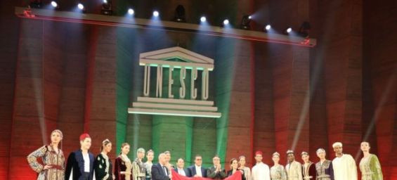 Moroccan caftan shines at UNESCO’s first Arab Week in Paris