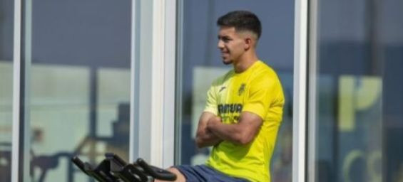 Moroccan international Ilias Akhomach suffers serious knee injury
