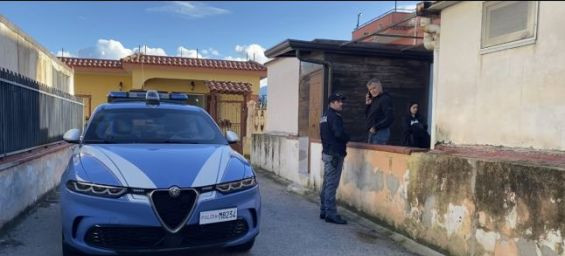 Moroccan man found stabbed to death in his home near Naples