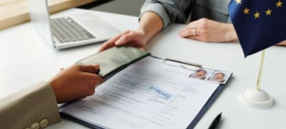 Moroccans rank second among naturalized citizens in EU countries in 2023