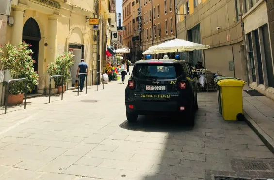 Italian police bust major Rome drug ring importing hashish from Morocco