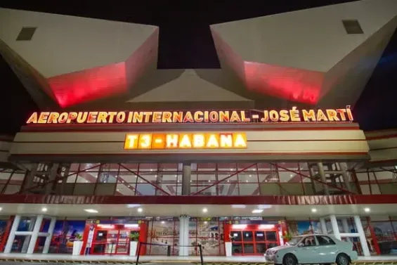 Moroccan journalist says he was detained at Cuba airport for 32 hours, deported over Israel ties