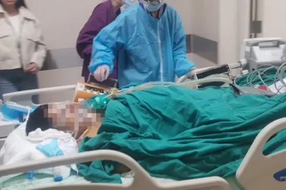 Moroccan father's plea for help as son fights for life after accident in China
