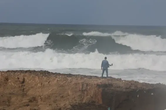 Dangerous waves and strong winds to hit Morocco's coasts from Wednesday