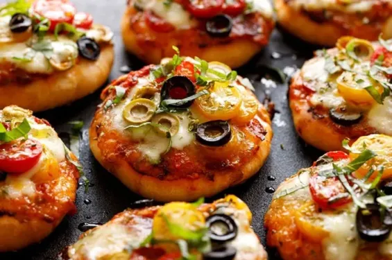 Iftar, the Moroccan Way #1: A pizza Italians might not recognize