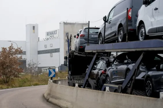 Renault plans engineering cuts, Morocco among targeted countries