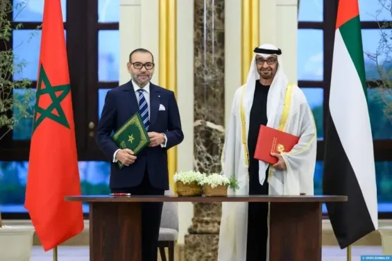King Mohammed VI, UAE President discuss regional issues in phone call