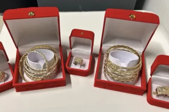 Germany: Mother and daughter flying from Morocco caught with €20,000 in undeclared gold