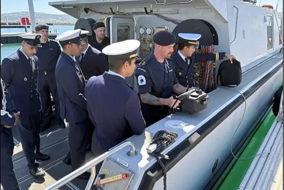 Royal Moroccan, British Navies hold joint diving exercise