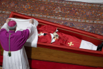 Akhannouch représente le roi aux funérailles du Pape François