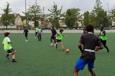 «En formant des équipes par pays, les jeunes ont cassé les clans» : Le football contre les rixes en France