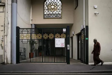 Islamophobie : Un homme interpellé après avoir volé et brûlé un Coran dans une mosquée française 