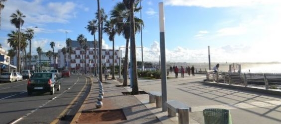 Two Chinese nationals crashed by a lighting pole in Casablanca./Ph. DR