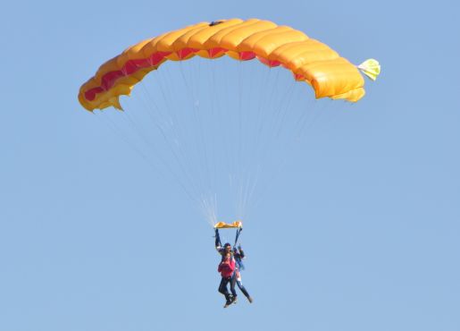 Nous Avons Testé Pour Vous, Le Saut En Parachute à Béni Mellal