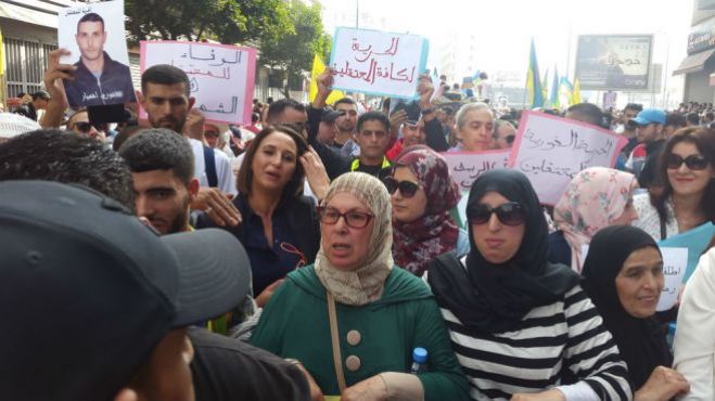Hundreds marched on Sunday in Casablanca to demand the relase of the Hirak detainees./Ph. Youssef Dahmani- Yabiladi
