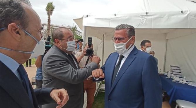 Aziz Akhannouch, président du RNI recevant Driss Lachgar et Habib El Malki (USFP) ce lundi à Rabat. / DR