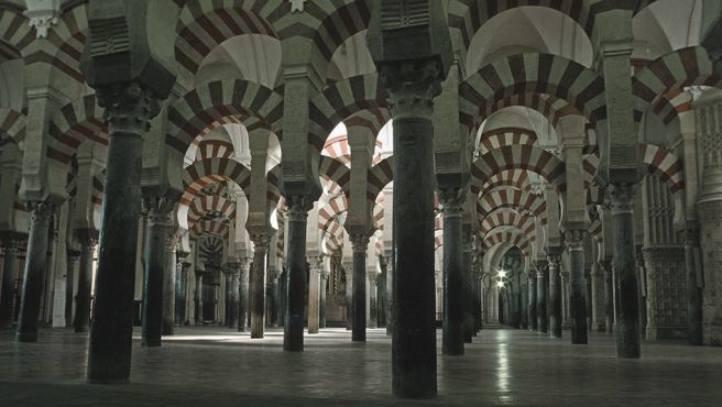 Colonne de la mosquée de Cordoue / Ph. Hans Peter Schaefer - Wikipedia