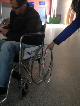 Service aux handicapés : Guerre déclarée entre Royal Air Maroc et une cliente