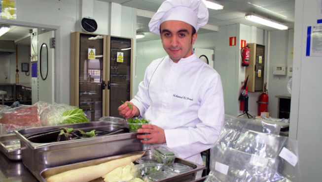 Mohamed El Ftouh , 25 ans, lauréat du concours de cuisine basque en Espagne.