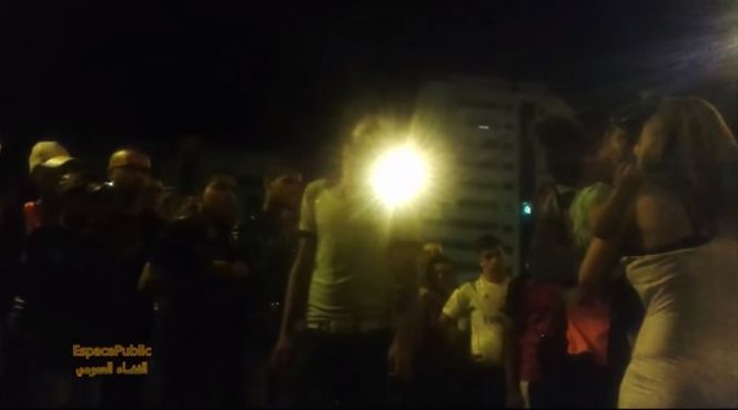 Tanger : La vidéo d'une jeune fille harcelée par la foule suscite un tollé