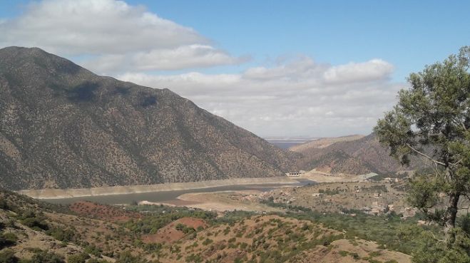 Le barrage de Ouirgane, mitoyen au village, alimente Lalla Tekerkoust et tout Marrakech en eau potable / Ph. Ghita Zine (Yabiladi)